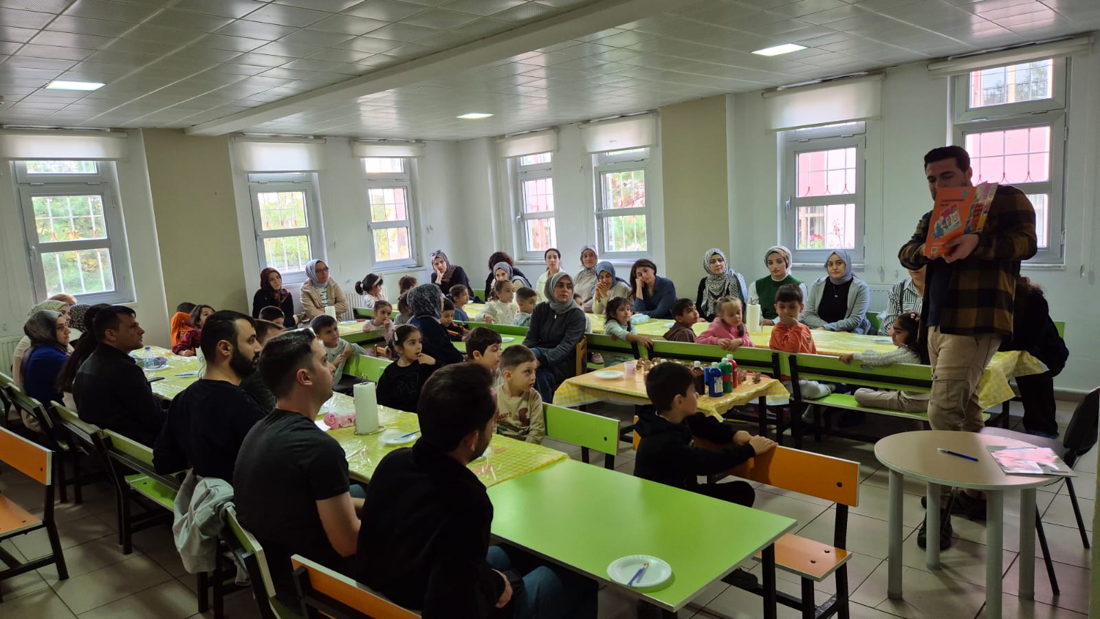 Veli Seminerleri ve Uygulamaları